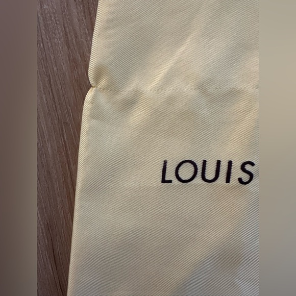 Louis Vuitton Dust Bags (3) - Picture 4 of 6